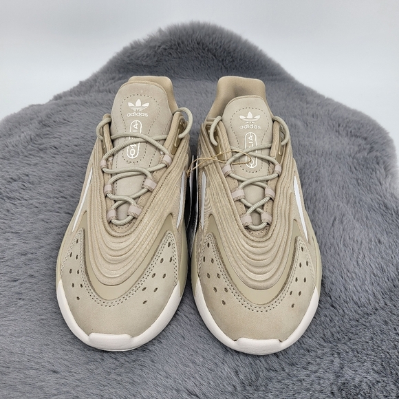 New Adidas Ozelia Women's Running Shoes Size 7 - Picture 3 of 7